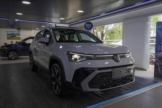 VOLKSWAGEN TAOS 1.4 250 TSI TOTAL FLEX HIGHLINE AUTOMÁTICO